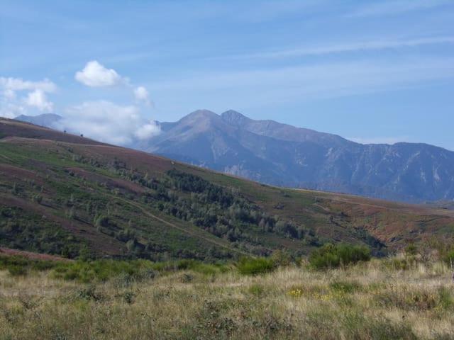 La Pommeraie Casteil Buitenkant foto